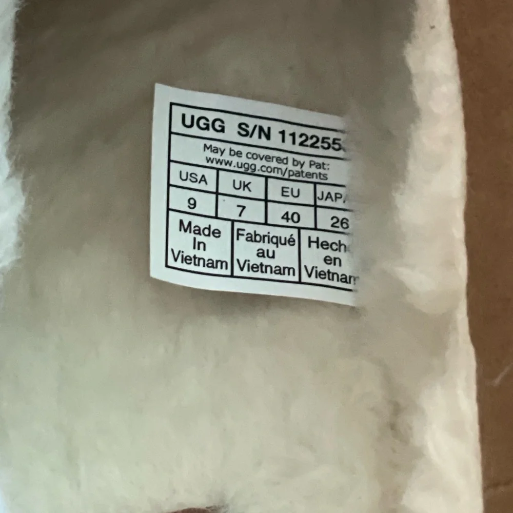 UGG excellent size